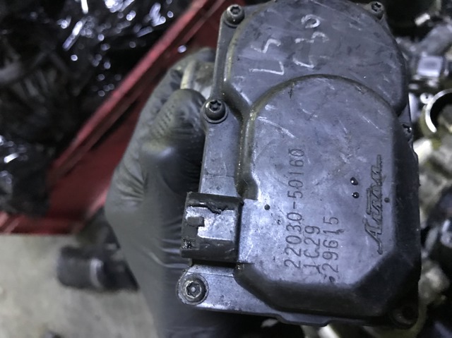 Блок дросельної заслінки 2203050160 TOYOTA