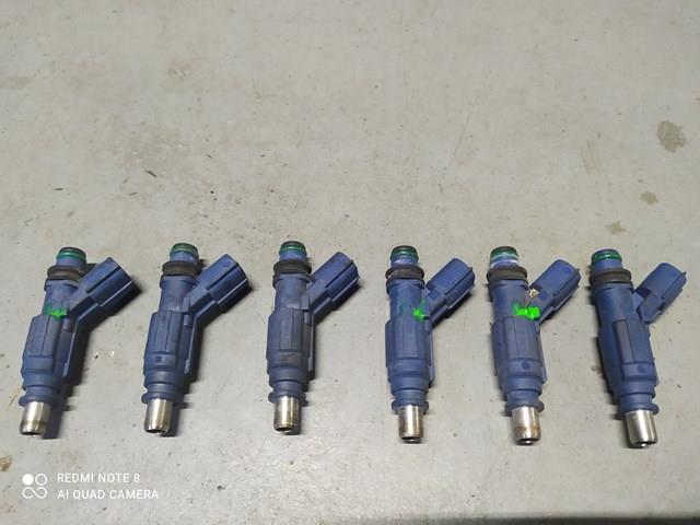Форсунка дизельна в зборі, розпилювач + тримач 232500J010 TOYOTA