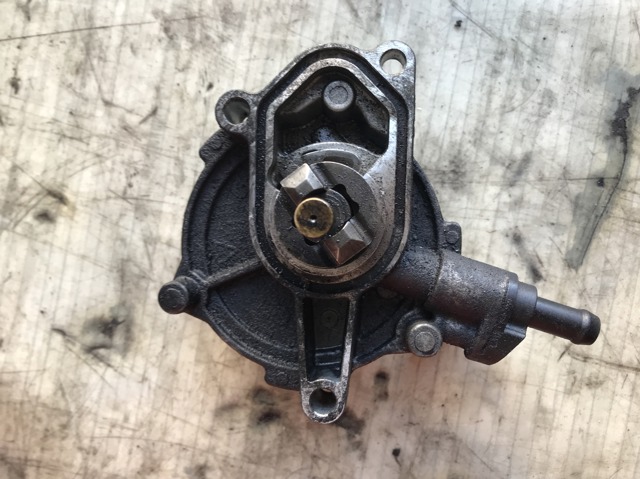 Насос вакуумний 288102A101 HYUNDAI