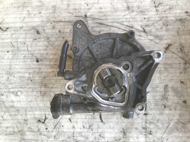 Насос вакуумний 288102F000 HYUNDAI