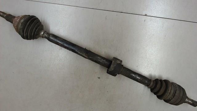 Привід передній правий 374538 GM