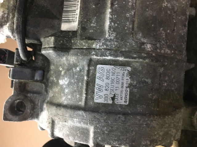 Насос кондиціонера 3B0820803C VAG