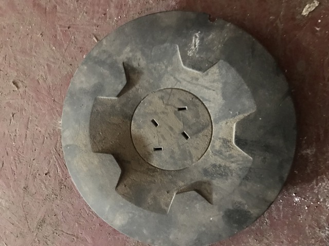 Ковпак диска 403150833R RENAULT