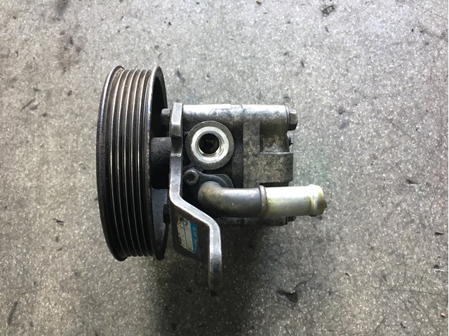 Насос рульового механізму 491104W000 NISSAN