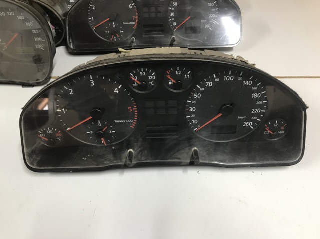 Панель приладів 4B0919860E VAG