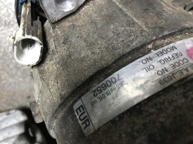Компресор системи кондиціювання 700652 GM