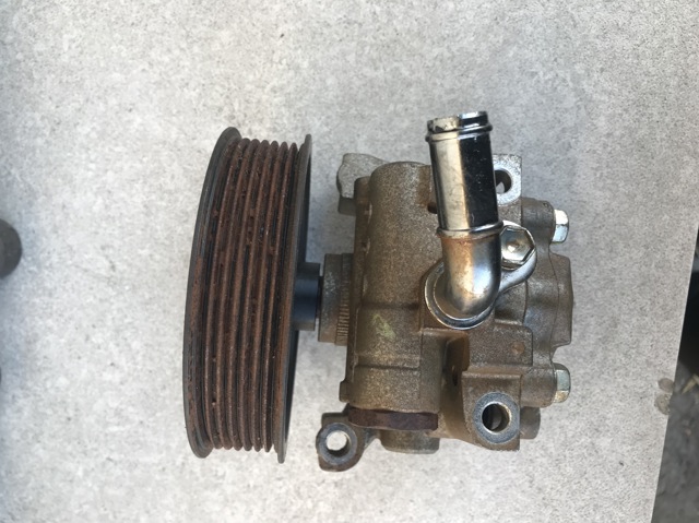 Насос гідравліки 7H123F816AA LAND ROVER