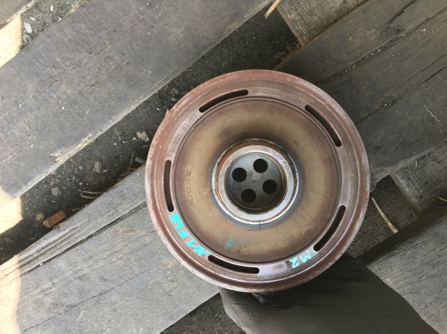 Демпфер колінвалу 8602800 BMW
