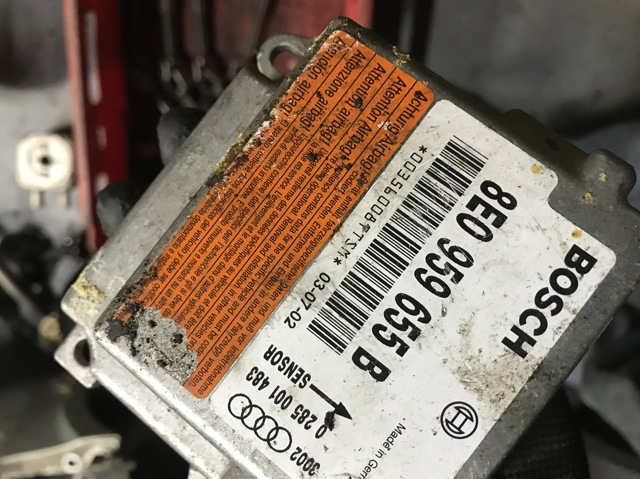 Блок управління airbag 8E0959655B VAG