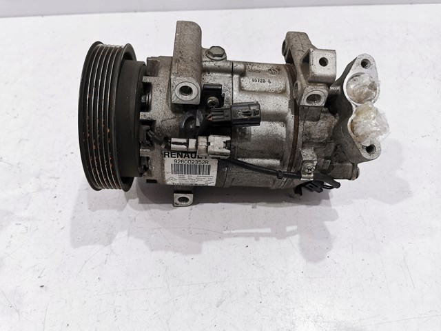 Компресор системи кондиціювання 926002352R RENAULT