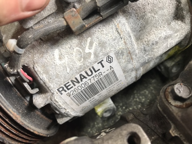 Компресор кондиціонера 926006775R RENAULT