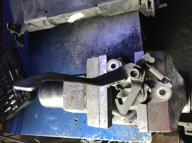 Замок капота 9646913780 PEUGEOT