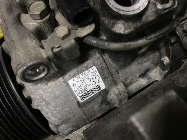Компресор системи кондиціювання A0022303211 MERCEDES