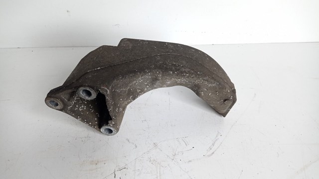 Кріплення коробки передач A1692410301 MERCEDES