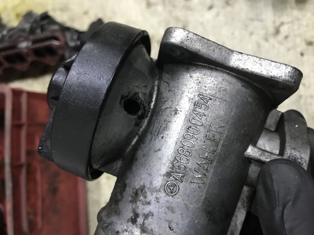 Клапан EGR рециркуляції газів A6680900454 MERCEDES