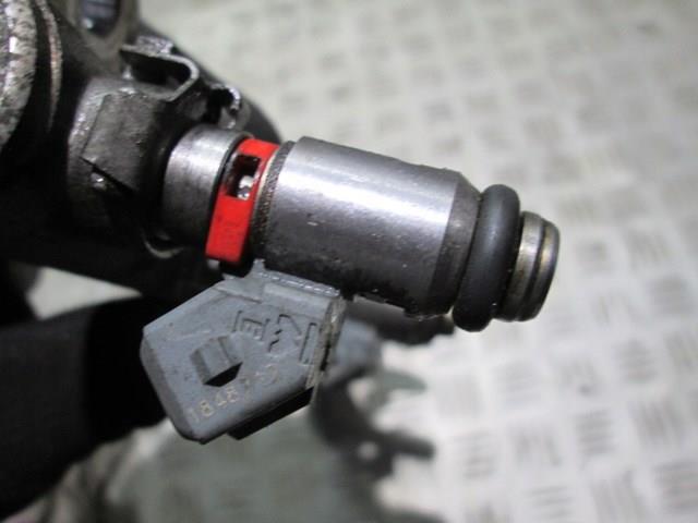 Форсунка паливна IWP058 MAGNETI MARELLI