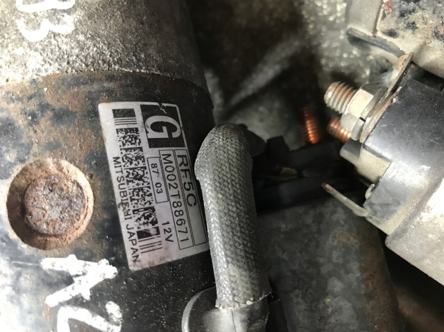 Стартер двигуна M002T88671 MAZDA