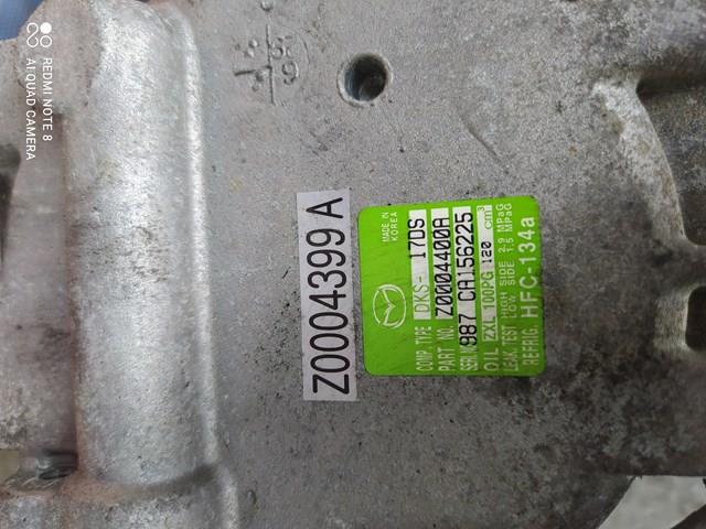 Компресор холодоагенту Z0004399A MAZDA
