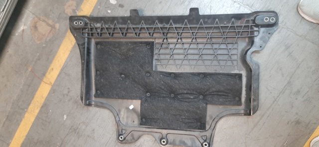 Захист піддона двигуна Audi Q3