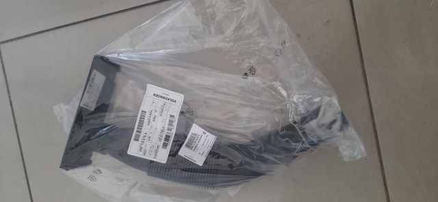 Колектор впускний 6R0129618A VAG