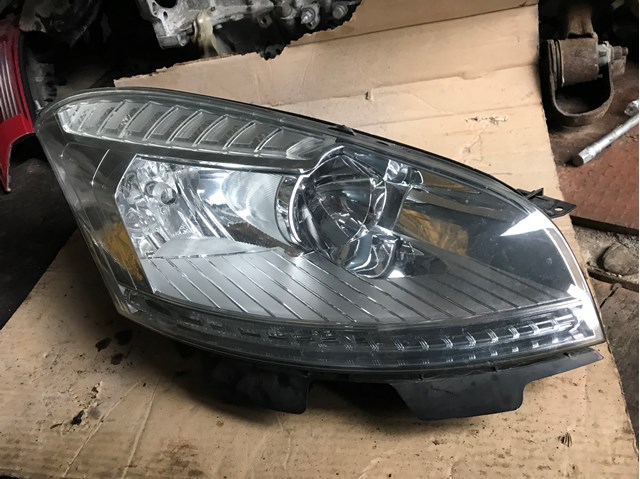 Фара основна права 6206V1 PEUGEOT