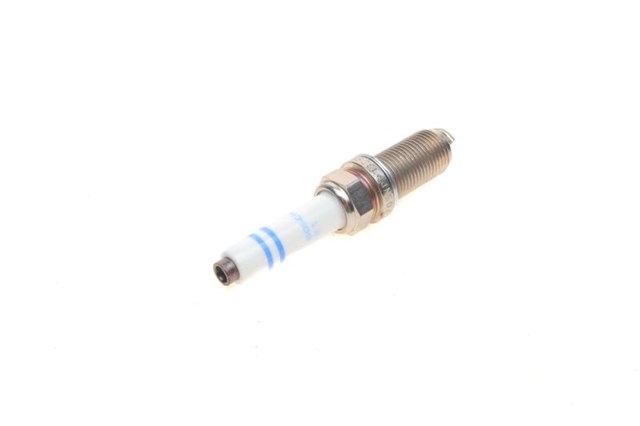 Свічки автомобільні 0241245673 BOSCH
