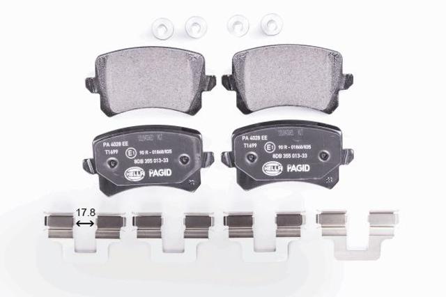 Колодки на гальмо задній дисковий 8DB355025331 HELLA