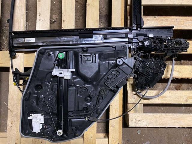 Склопідйомник задніх лівих дверей A2227306505 MERCEDES