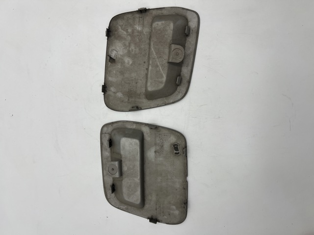 Заглушка бампера буксирувального гака 511809831R RENAULT