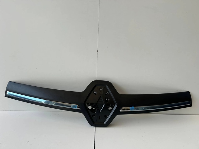 Емблема решітки радіатора 628952659R RENAULT