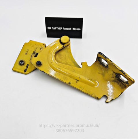 Завіса капота права 8200153071 RENAULT
