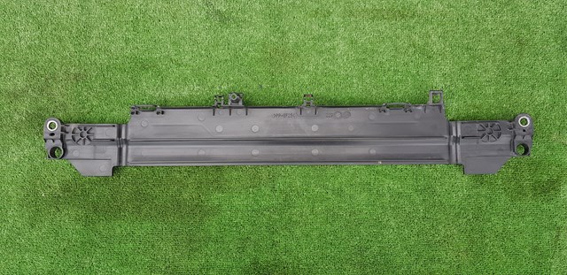 Накладка решітки радіатора нижня 1671236050 TOYOTA