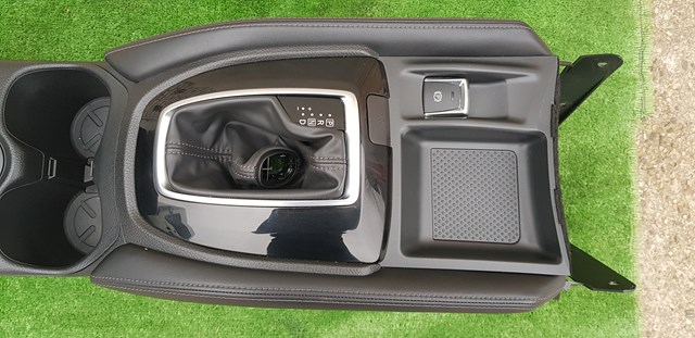 Кнопка електромеханічного гальма стоянки 251754BA0A NISSAN