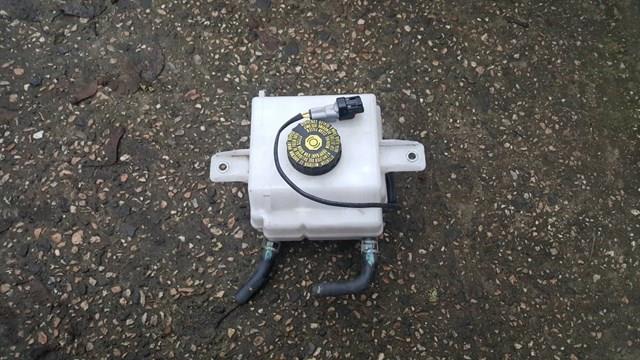 Бачок головного гальмівного циліндру 4722002440 TOYOTA