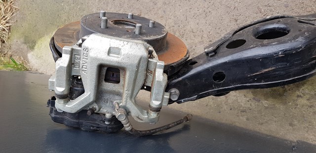 Супорт гальмівний задній правий 4783078010 TOYOTA