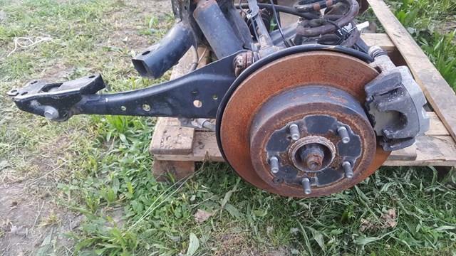 Кронштейн передній заднього поздовжнього важеля 4871742010 TOYOTA