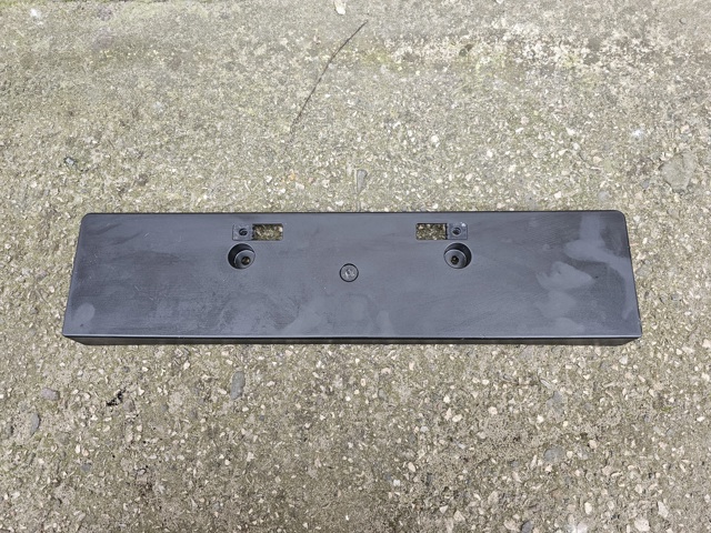 Рамка номерного знака автомобіля передня 5211442090 TOYOTA