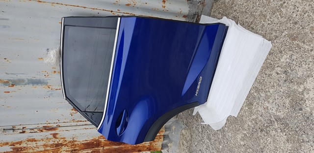 Накладка задніх правих дверей 7506178011 TOYOTA