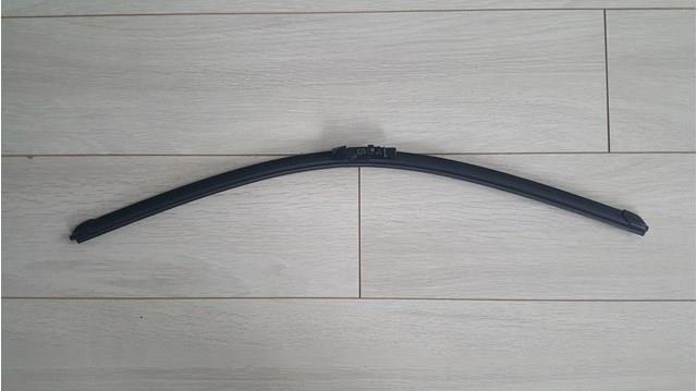 Щітка склоочисника лобового скла, водійська 8522278012 TOYOTA