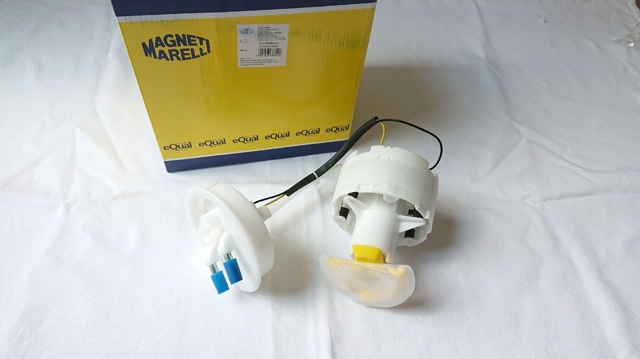 Модуль паливного насосу, з датчиком рівня палива MAM00033M MAGNETI MARELLI
