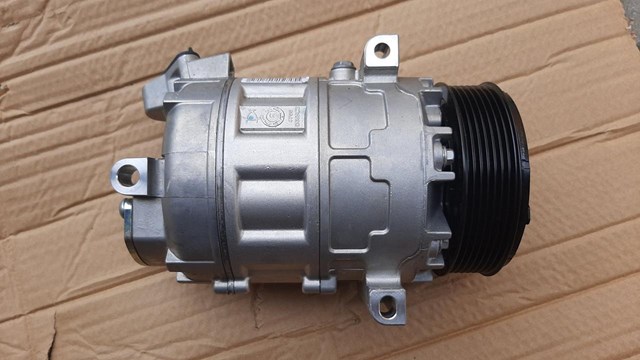 Компресор системи кондиціювання 926001DA0A NISSAN