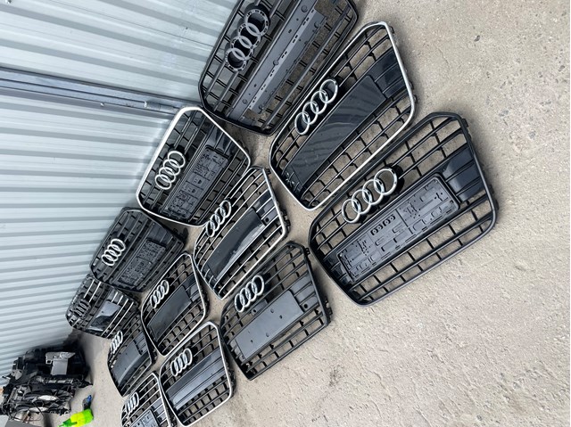 Решітка 4G0853651 VAG