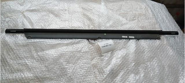Молдинг заднього скла, правий 4L0853764A VAG