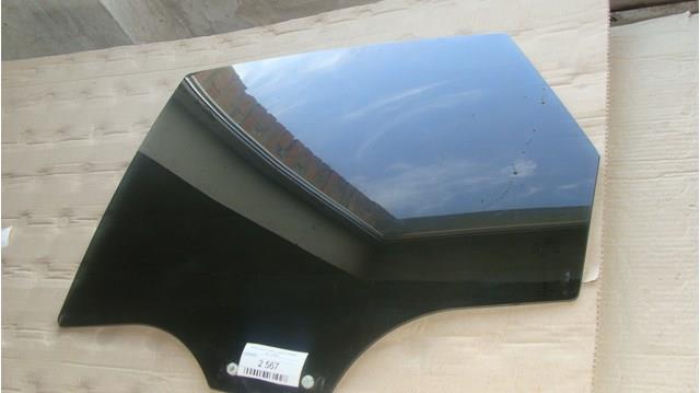 Скло задньої двері лівої 80A845205A VAG