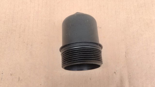 Кришка масляного фільтра 02E305047A VAG