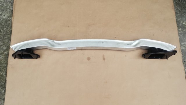 Балка бампера заднього 13190884 GM