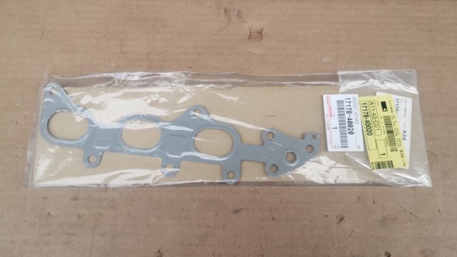 Прокладка впускного колектора 1717840020 TOYOTA