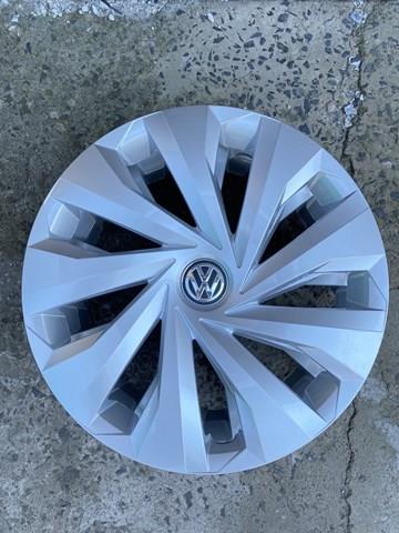Ковпаки на колеса 2G0601147A VAG