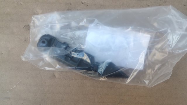 Направляюча переднього бампера, ліва 51117422249 BMW