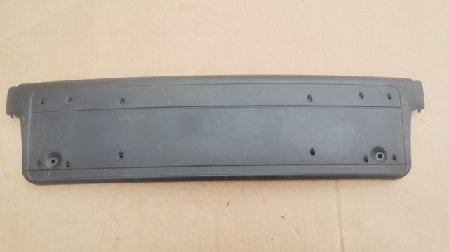 Рамка номерного знака автомобіля передня 51118195288 BMW